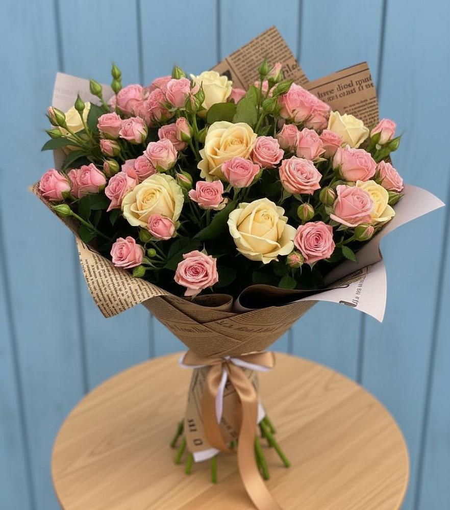 Букет цветов из: Розы в Остров