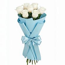 Букет 7 белых роз Проуд в Остров