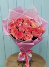 Букет 15 Розовых роз Равель в Остров